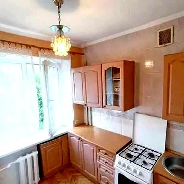 Срочно продам 2х комн квартиру Одесская Зерновая 4/5 в хорошем ж/сост.