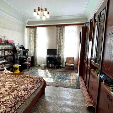 110 м² в центрі: Новосельського / Торгова. 3.4м висота стелі