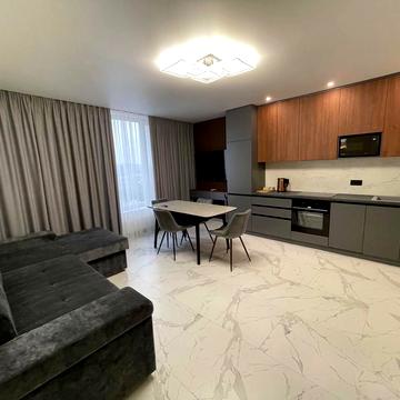 Наддніпрянське шосе, 2а