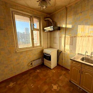 Продается 1 комнатная квартира м. Киевская