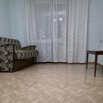 Здається 1 к. квартира в р-ні Дафі.