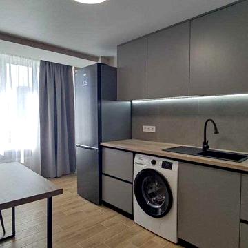 Оренда укомплектованої квартири з ремонтом в центрі, Соборна площа