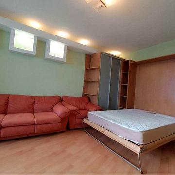 Оренда 1 к. кв., Градинска 20, Троєщина, ТРЦ РАЙОН