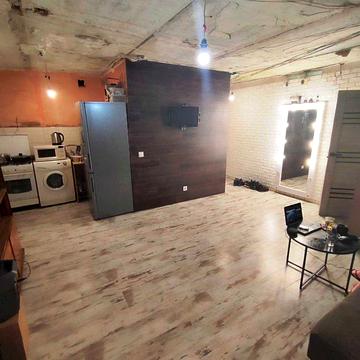 Продам 2 кімнатну квартиру на П.Полі