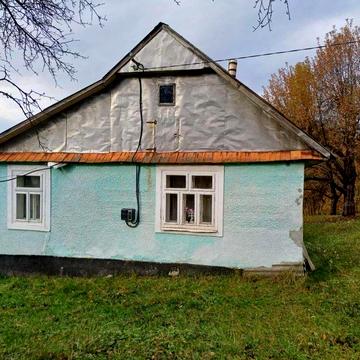 Продам будинок з земельною ділянкою