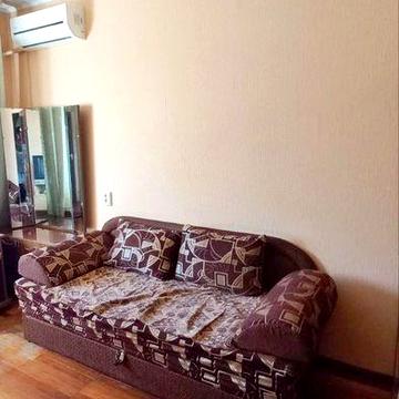 Сдам 2- комнатную квартиру с раздельными комнатами!