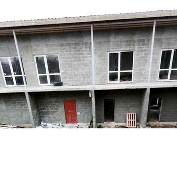 Продам 2-х этажный таунхаус на Ленпоселке. (213-802)