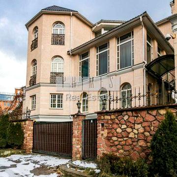 Аренда дома 800м2 с участком 7 соток, пер. Болсуновский, 6, Печерск