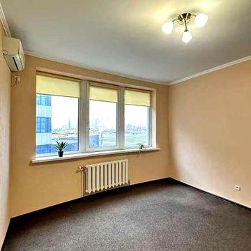 Продаж 3-кімнатної квартири 100 кв.м  Михайла Гришка 9  метро Позняки