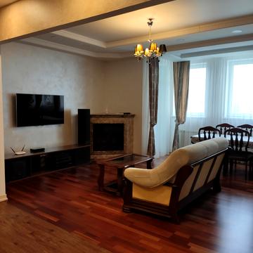 Миколи Міхновського бульв. (Дружби народів), 14-16