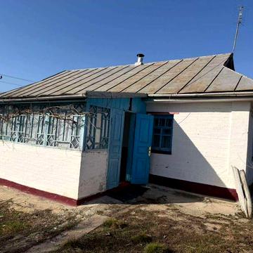 Продам будинок в Ободівці, 40 соток всі комунікації.