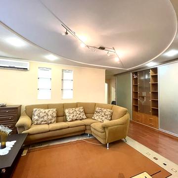 Валентинівська вул. (Блюхера), 23б