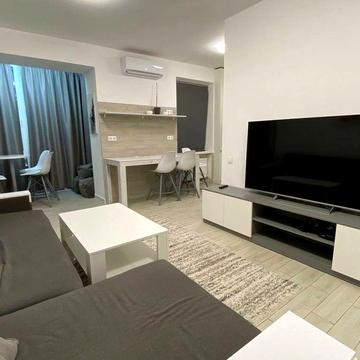 3к-студія в центрі, вул. Госпітальна 2, 2й поверх