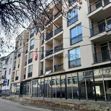 Продається 2кім.кв. Ближній центр. ЖК Клубний будинок на Стороженка