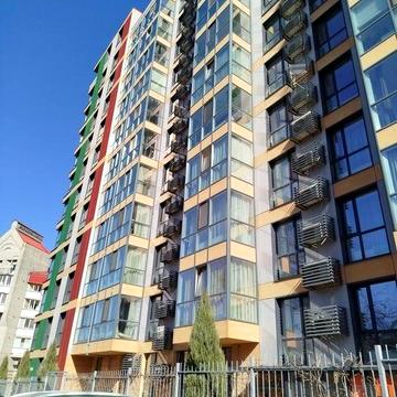 Продам квартиру на Світлова 42а 78 кв.м ЖК Палермо