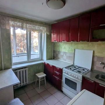 * Живіть у центрі міста! Простора 3-кімнатна квартира чекає на вас