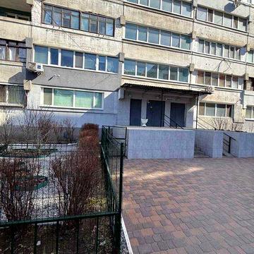 Продам 1-к квартиру гостинку на ж/м Фрунзенський, Донецьке шосе, 6