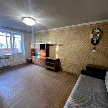 Продам 2 комнатную квартиру Роганский жилмассив Индустриальный район