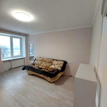 Продам 2 кімнатну квартиру в центрі міста