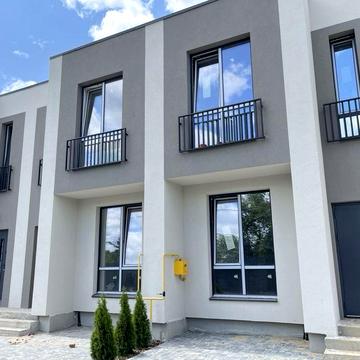 Продам 3-кімнатний таунхаус. Топова локація. Без комісії для покупця.