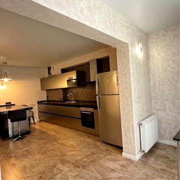 2-комн с большой кухней, Таировские сады, с ремонтом, балкон