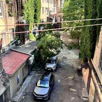 Две комнаты в коммуне в историческом центре города!