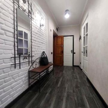 Аренда БОЛЬШОЙ 1-комнатной квартиры. Район Малого рынка. С ремонтом