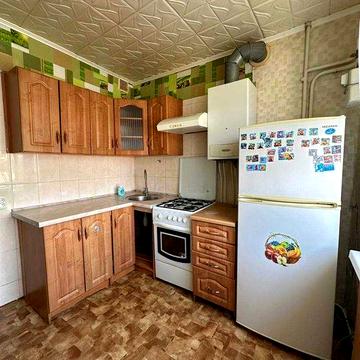 В продаже 3-к квартира с гаражом в Таромском