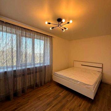 Продаж 2-кімнатної квартири в центральній частині міста