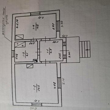 Будинок в селі Куничі
