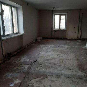 Продам 2 комнатную квартиру в мкр.Лески