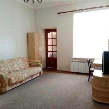 Продам 2к в царському будинку, Саксаганского 92. Центр, м.Університет