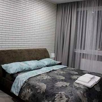 Продам  2 кім з шикарним ремонтом.