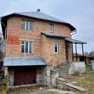 Будинок в Карпатах