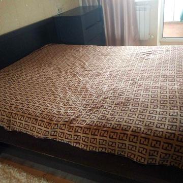 Здам 1 кімнатну квартиру в центрі на любий термін