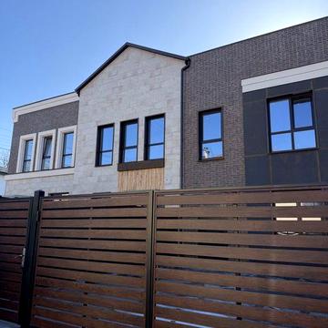 Таунхаус / гарна тиха локація/ газ / інфраструктура у пішому доступі