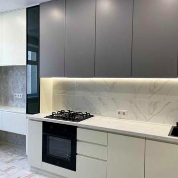 продам 1к квартиру з ремонтом в новобудові біля Агори