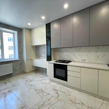 продам 1к квартиру з ремонтом в новобудові біля Агори