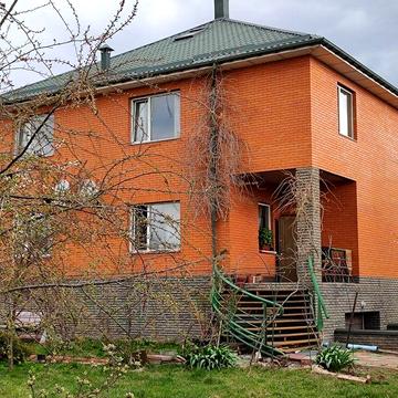 Гореничі.Продам будинок 260м2, 20соток земельної ділянки,