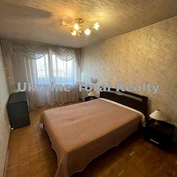 3 кімнатна квартира 70м2! м. Чернігівська - 5хв пішки! Вул Малишка 35