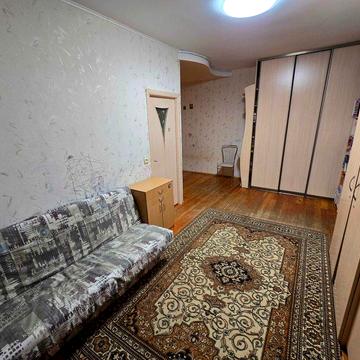 Здається 1-но к. квартира по вул Грушевського , від посередника