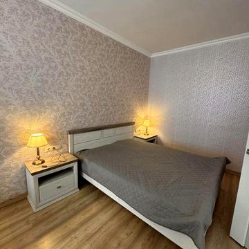 Аренда 2х Ком кв ( Комнаты Раздельные) Итальянский Бульвар25 Жемчужина