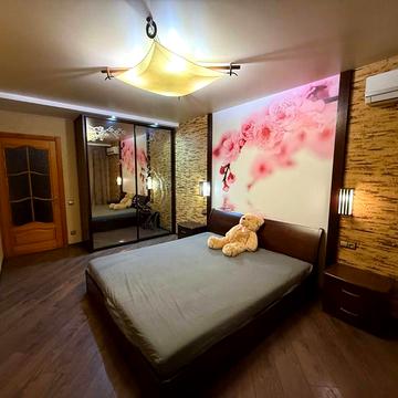 Продам 3х кв Конный Рынок,метро Защ Украины,Спортивная