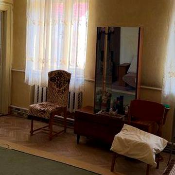 Продається двохкімнатна квартира