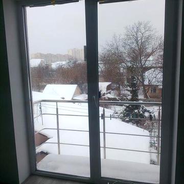 Квартира однокімнатна 26,1 м² з ремонтом и маленьким балконом