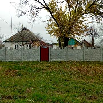 Продам будинок**