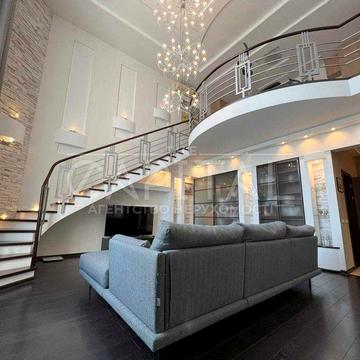 Оренда видового пентхауса Печерськ Коновальця