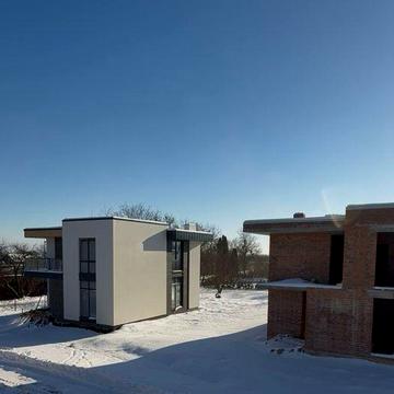 Котеджі біля Львова від 850$ м2