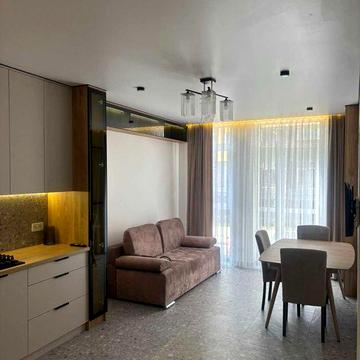 Оренда 1кім. квартири в новобудові Вул.Підголоско 600дол.