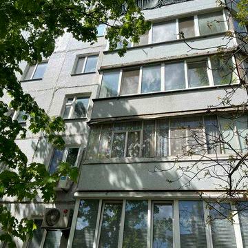 Продается 4-х комнатная квартира.